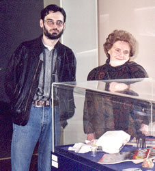 Jean-Luc avec Jacquline Lécureux la femme de Roger : a Bougon en 2000